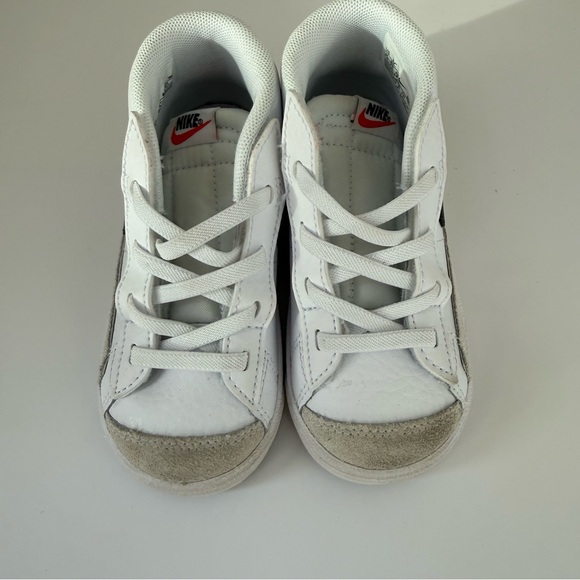 Nike Blazer Mid ’77 Toddler Sneakers White Black Size 8 Velcro - Picture 4 of 7